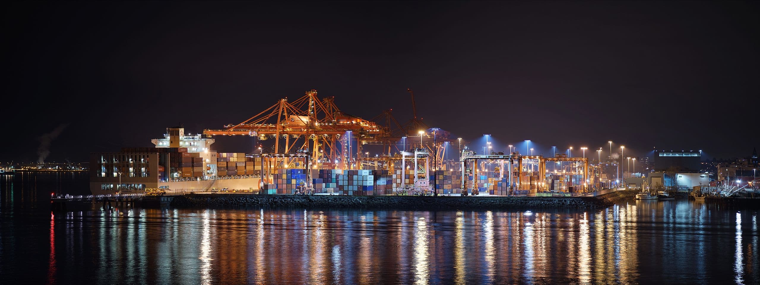 USA Imposes 100% Tariff on Chinese Imports