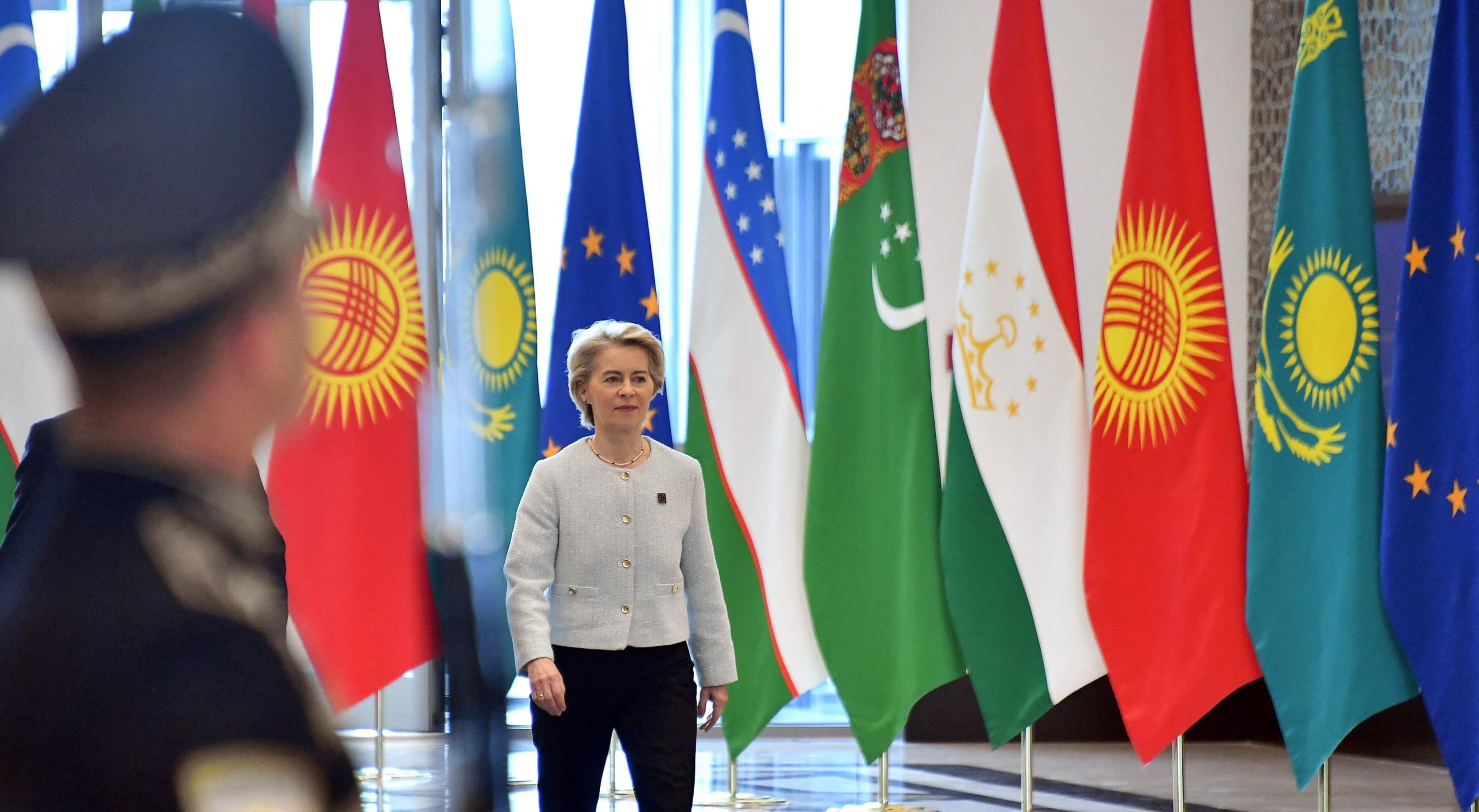 Lesson from Samarkand: “Union” or Multi-Vector Balancing in the Turkic World?