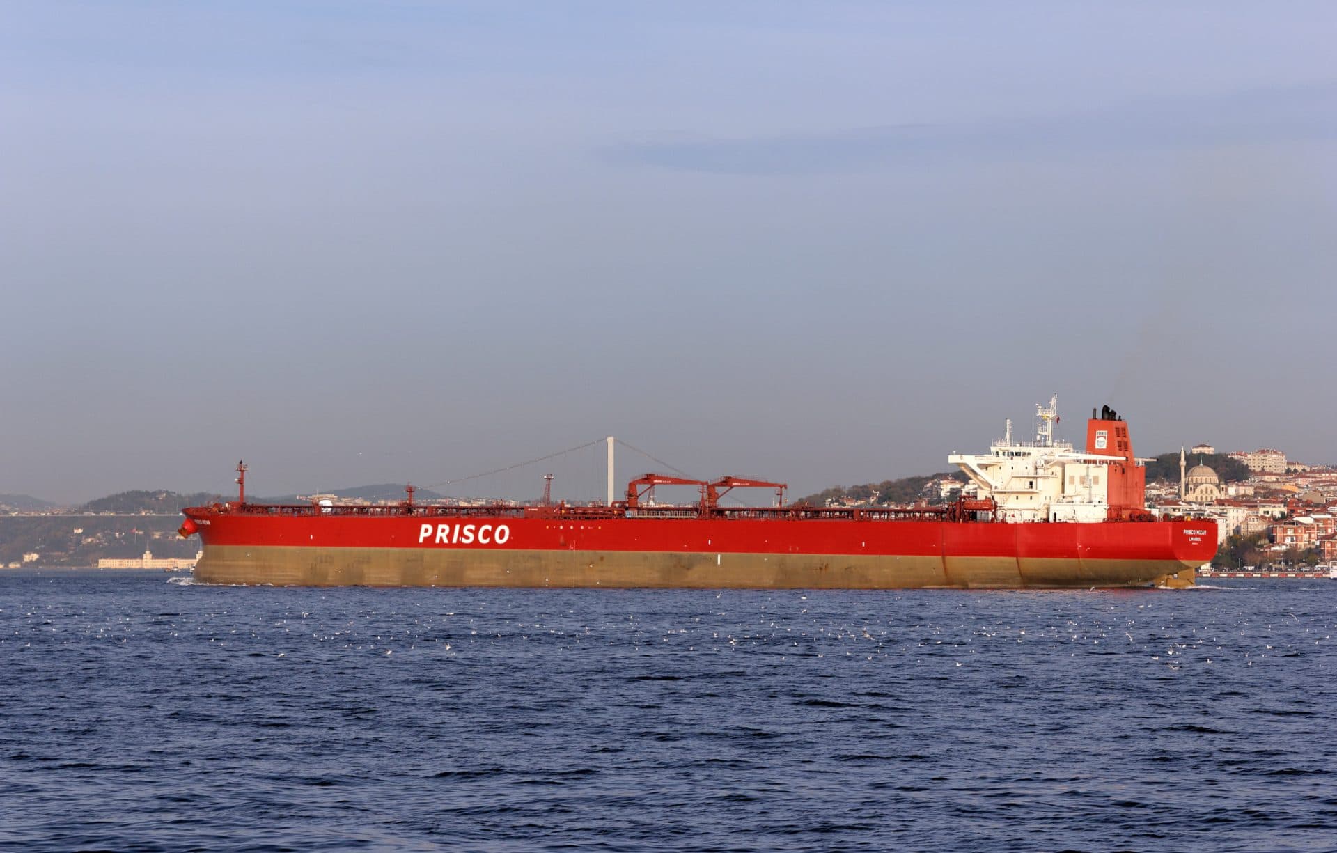 FOT_Oil Tanker red