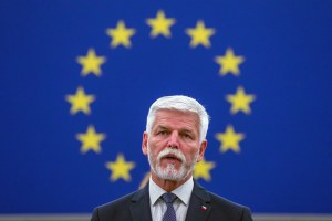 Czech President in front of EU flag