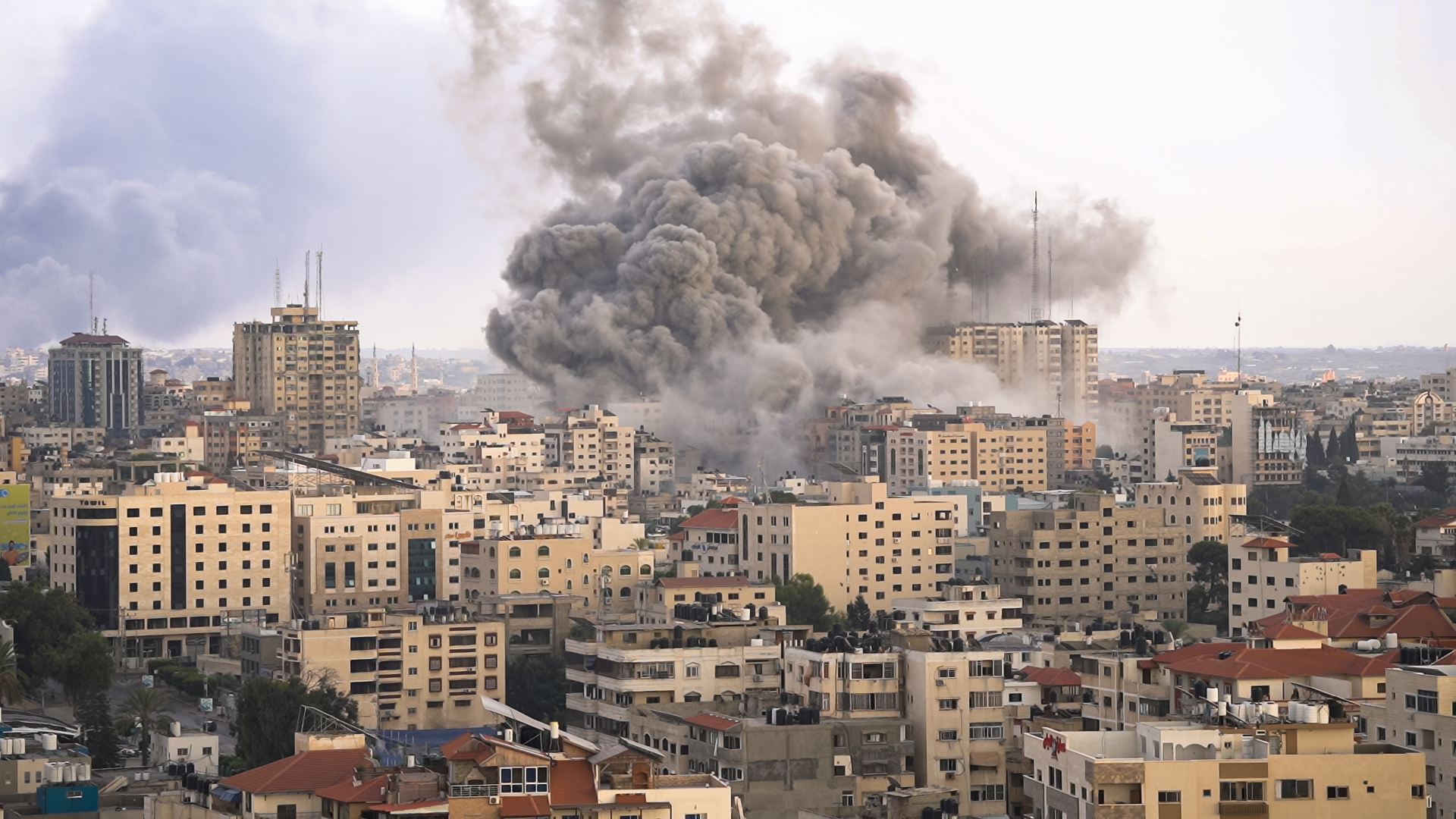 Gaza Ceasefire Under Strain as Talks Continue